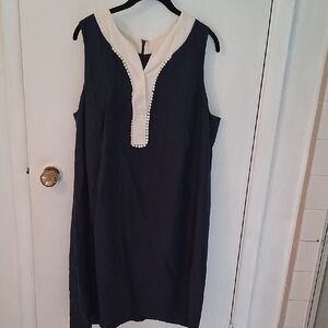 Elegant Navy and White Sleeveless Dress